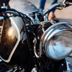 カフェレーサー風のバイク